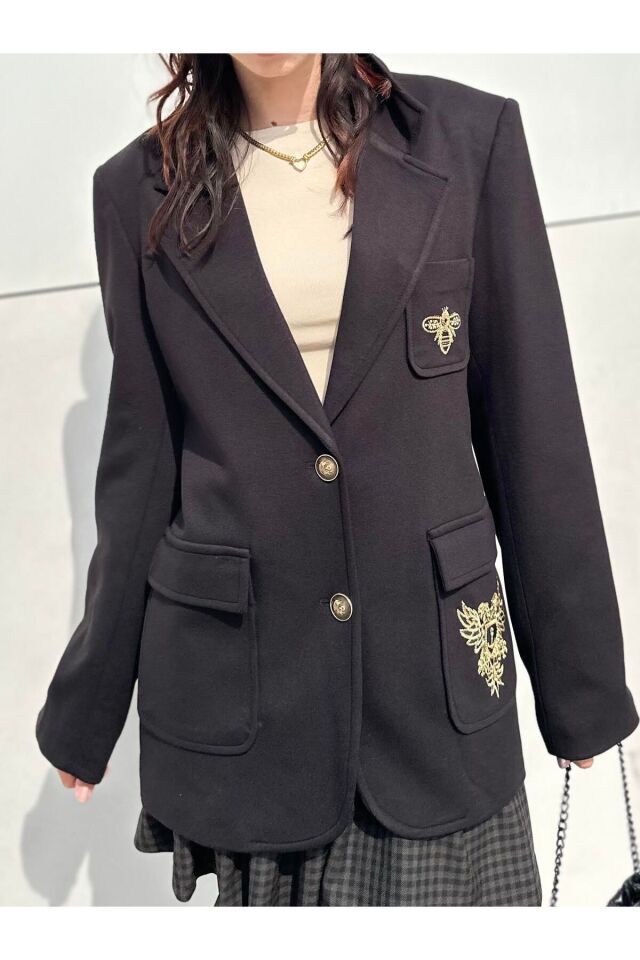 Arma Detaylı Blazer Ceket