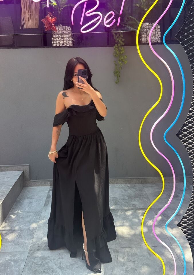 GÜL DETAYLI UZUN DAVET ELBİSESİ